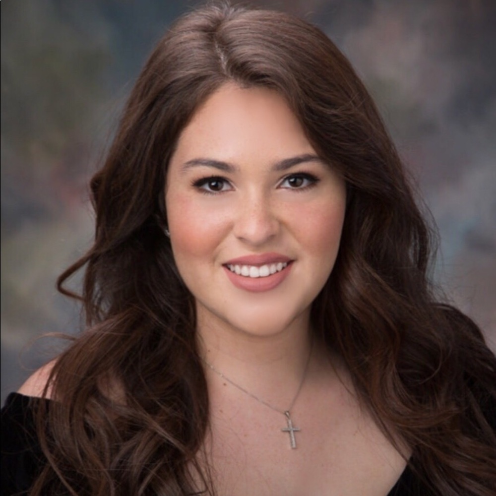 Meet your Posher, Gabriella